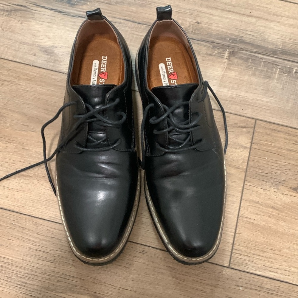 Memory foam casual shoes